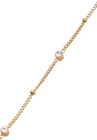 Armband aus goldfarbenem Metall mit kleinen runden klaren Kristallen, die in zylindrischen Akzenten gefasst sind, mit einem filigranen, verketteten Design und glatter Textur.