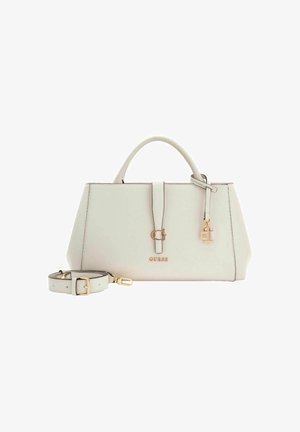 Sac à main en similicuir blanc avec un design structuré, garnitures dorées, détail boucle à l'avant et bandoulière amovible.