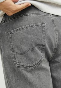 Jack & Jones EDDIE - Jeans a sigaretta - grey denim