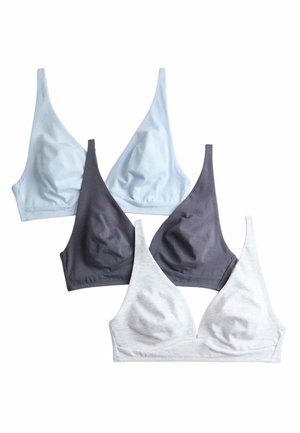 Quattro bralette morbidi in cotone nei colori azzurro, grigio scuro e grigio chiaro, disposti sovrapposti su uno sfondo bianco.