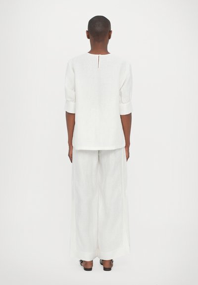AERON STACY SHIRT  - Blusa - white