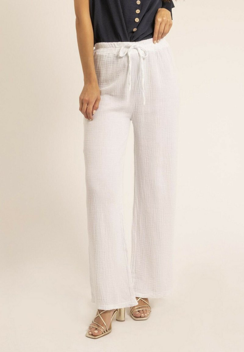 Dona x Lisa EBERTINE - Pantalon classique - blanc