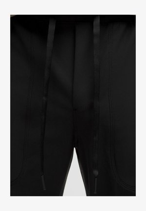 lululemon, ABC REGULAR JOGGER WARPSTREME™ - Tracksuit bottoms - black