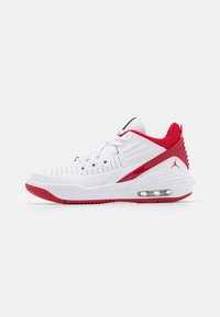 Jordan JORDAN MAX AURA 5 UNISEX - Basketbalové boty - white/gym red/black