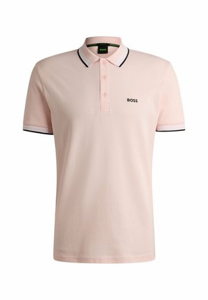Polo in morbido rosa, realizzato in cotone. Presenta un bottone a tre fori, polsini a righe bianche e nere e un piccolo logo ricamato.