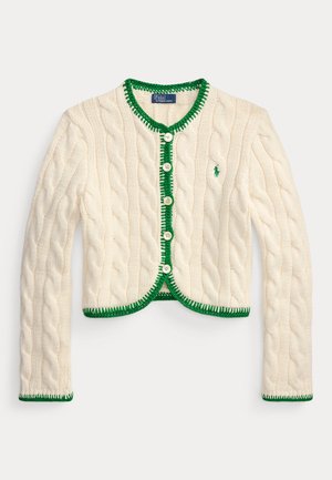 Krémfehér, kötéssel díszített kardigán zöld szegéllyel, elöl gombokkal, hosszú ujjakkal és egy kis hímzett logóval a mellkasán.