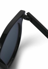 Jack & Jones Päikeseprillid - pirate black