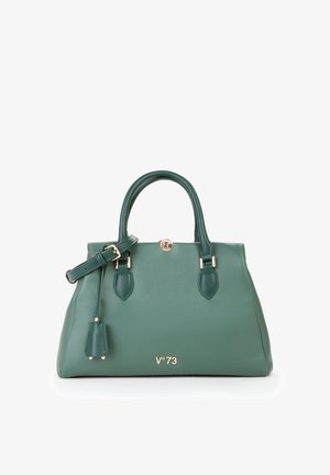 Groene leren handtas met twee handvaten, afneembare schouderriem, hardware in goudkleur en "V°73" logo aan de voorzijde onderaan in het midden.