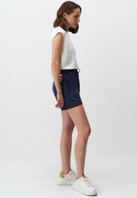 Jimmy Key WITH WAIST TIES - Pantaloni sportivi - navy blue