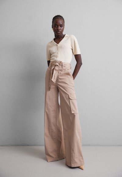 Veronica Beard BELISA PANT - Pantalon cargo - beige