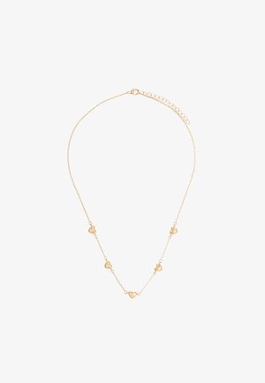 Delikatny złoty naszyjnik z łańcuszkiem z pięcioma małymi złotymi zawieszkami w kształcie serc, z których każda ma drobny przezroczysty kamień szlachetny, oraz z zapięciem z regulacją długości.