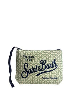 Bustina con cerniera verde con motivo e cinturino da polso, stampata con "The place to be Saint Barth Summer Paradise" in testo blu scuro.