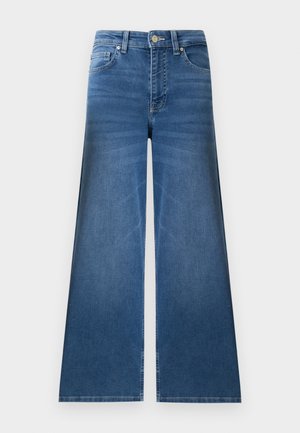 Niebieskie dżinsy o szerokich nogawkach z kieszeniami z przodu i z tyłu, szlufkami na pasek oraz zapięciem na guzik.