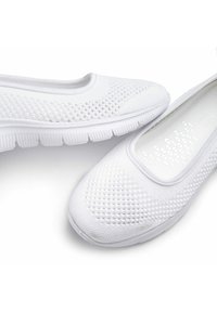 LASCANA Ballerina's - weiß