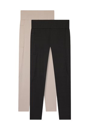 Due leggings attillati: uno beige con tasche laterali e uno nero. Entrambi hanno una cintura ampia e comoda e una texture liscia.