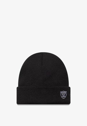 Schwarze Strickmütze mit umgeschlagenem Saum. Verfügt über ein weißes gesticktes Logo auf der Vorderseite. Weicher Stoff und rundes Oberteil.