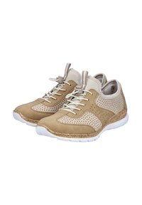 Scarpe sportive beige realizzate in pelle e mesh, con tomaia perforata, suola bianca e accenti testurizzati a contrasto.