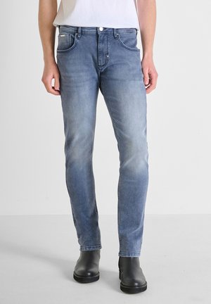 KURT COMFORT  IN OVERDYED - Slim fit jeans - blue denim