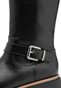 Marco Tozzi - Kowbojki i obuwie motocyklowe