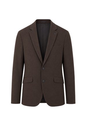 Blazer homme marron foncé boutonné simple avec deux boutons, revers à cran et poches avant à rabat sur fond blanc.