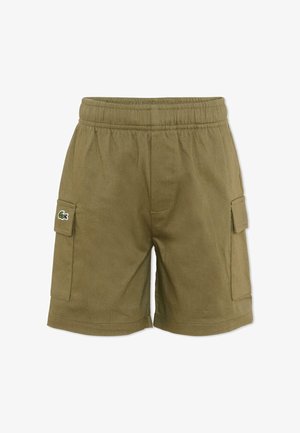 Krótkie spodenki typu cargo w kolorze khaki z elastycznym pasem i bocznymi kieszeniami z patkami, z małym logo krokodyla Lacoste na lewej kieszeni.