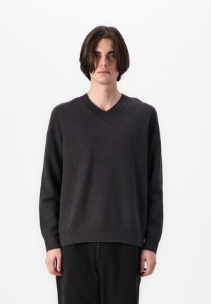 CASHSOFT V NECK - Strickpullover - grey