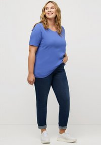 Ulla Popken T-shirt basic - blue