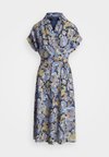 FLORAL BELTED CREPE DRESS - Vestito casual - blue multi