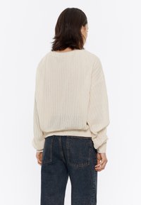 Bimba Y Lola FRUNCIDO LAZOS  - Chaqueta de punto - marfil