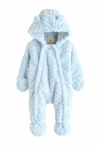 Helle blaue Babyn Schneeanzug aus weichem, plüschigem Stoff, mit einem strukturierten, vertikalen Streifenmuster, einer Kapuze mit Ohrenakzenten und Fußteilen.
