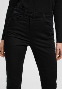 Esprit Collection Tygbyxor - black