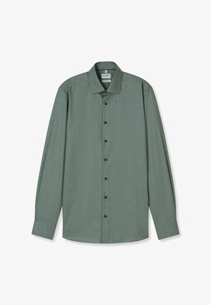 Langärmeliges Hemd aus gedämpft grünem Stoff mit dezentem Muster, klassischem Kragen und schwarzen Knöpfen vorne.