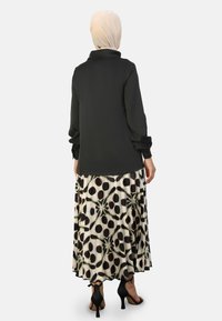 Modanisa REFKA - Blouse - black