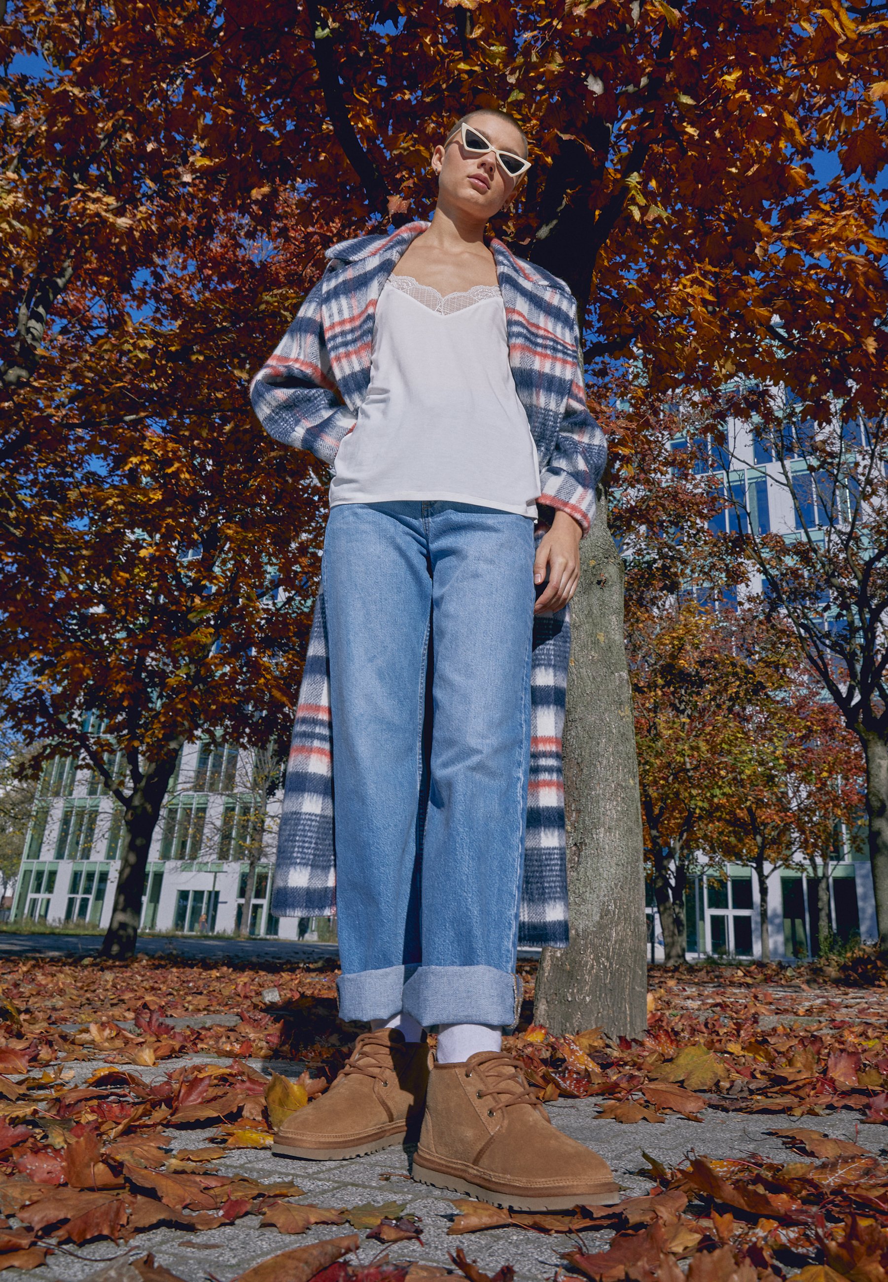 neumel uggs chestnut