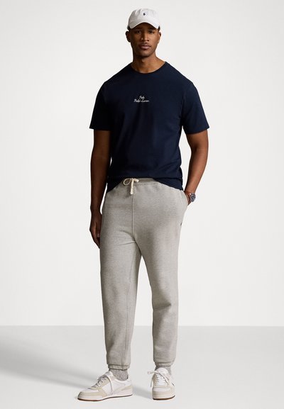 Polo Ralph Lauren Big & Tall EMBROIDERED LOGO JERSEY T-SHIRT - Marškinėliai su spaudiniu - aviator navy