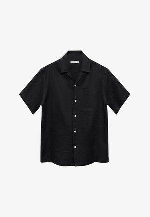 Sort kortærmet skjorte lavet af linned, med en skrå krave, frontlukning med knapper og to store påsyede lommer.