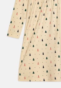 Name it NMFDAB DRESS - Džersejové šaty - summer sand