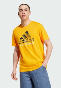 adidas Performance REAL MADRID SZN GR TE2 - Equipación de clubes - crew orange