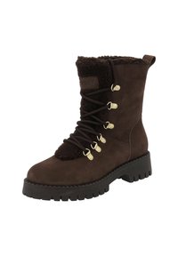 Donkerbruine suède winterboot met een dikke rubberen zool, metalen oogjes, zwarte veters en fleece voering rond de enkel en tong.