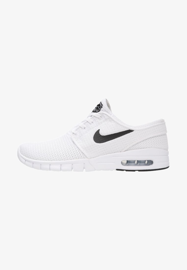 Bílé síťované tenisky s černým emblémem Nike, polstrovaným límcem, šněrovacím designem a viditelným vzduchovým polstrováním v podrážce.