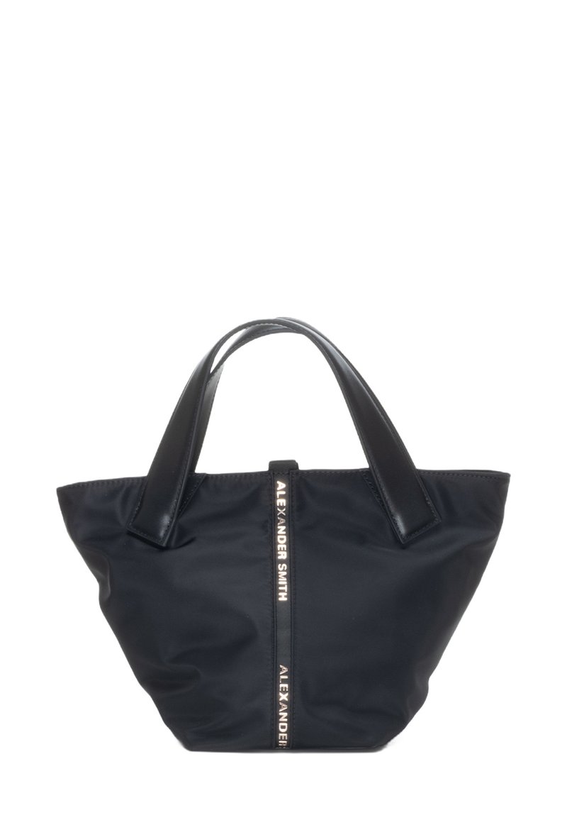 Borsa a tracolla nera realizzata in tessuto liscio con dettagli in pelle. Presenta manici corti e un logo centrale in bianco. Forma ampia e strutturata.