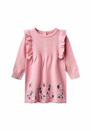 Rosa Longsleeve-Kleid mit einem gerippten Oberteil, Rüschen an den Schultern und Blumen- bzw. Fruchtstickerei am Saum. Aus weichem Baumwollmaterial.