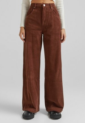 Bershka Pantalones - brown