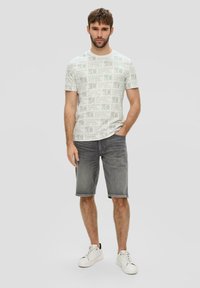 s.Oliver - T-shirt z nadrukiem