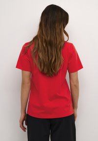 Culture CUGITH BRONX - Triko s potiskem - racing red