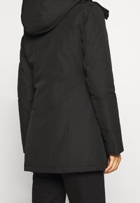 Canadian Classics Down coat - black