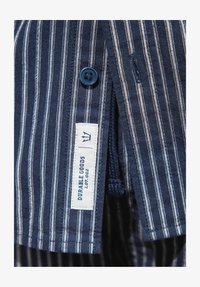 Unausgewählt, navy blue