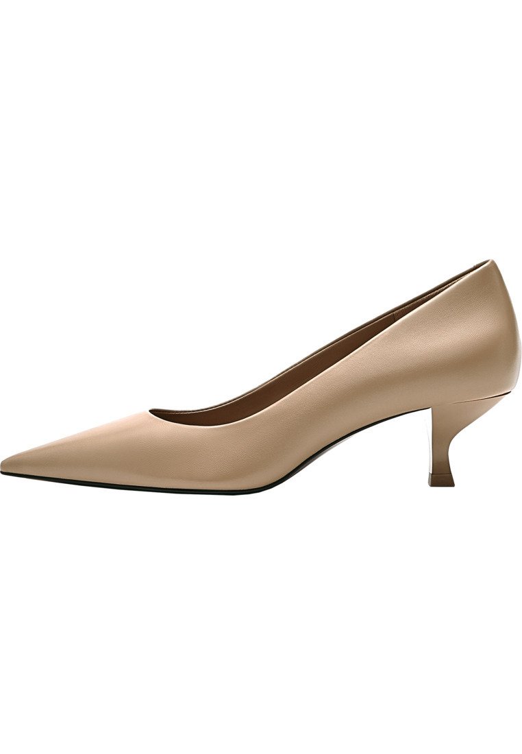 beige color pumps