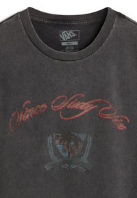 Dark grey cotton t-shirt with a round neckline, featuring red script text and a palm tree graphic on a shield design. Vintage style.