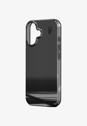 Schwarze Kunststoff-Handyhülle mit einer einzigartigen Aussparung oben, glatter Textur und seitlichen Tasten. Mit Logo-Prägung auf der Rückseite.